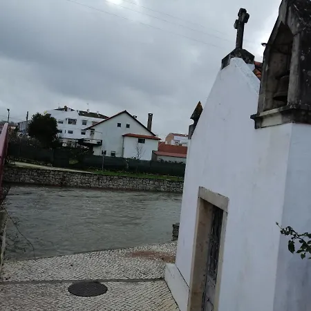 Casa Da Ponte Branca 度假居