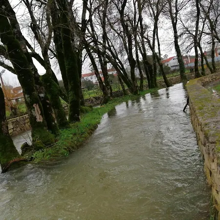 Casa Da Ponte Branca 度假居 *